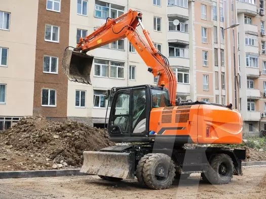Колесный экскаватор HITACHI ZX170W-5A