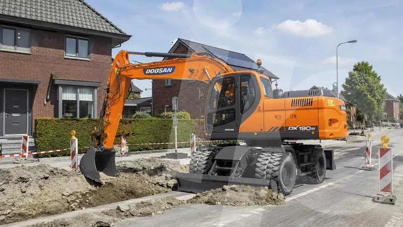 Колесный экскаватор Doosan S190W
