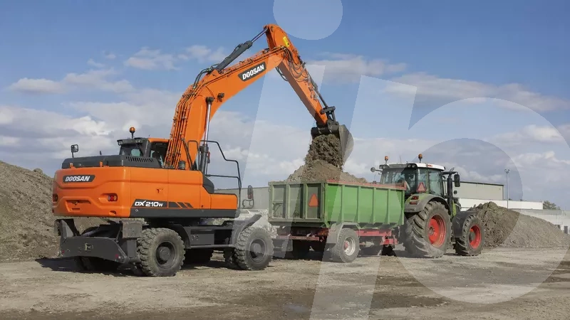Колесный экскаватор Doosan S210W