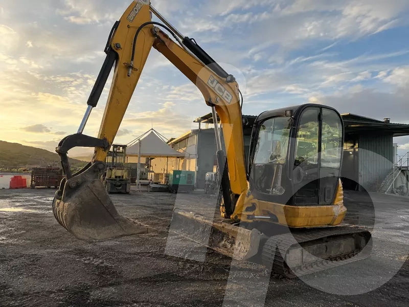 Мини-экскаватор JCB 8065