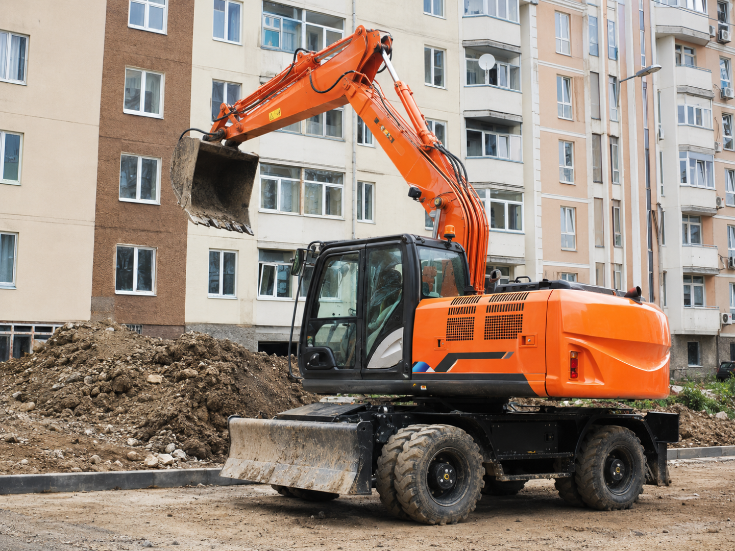 Колесный экскаватор HITACHI ZX170W-5A