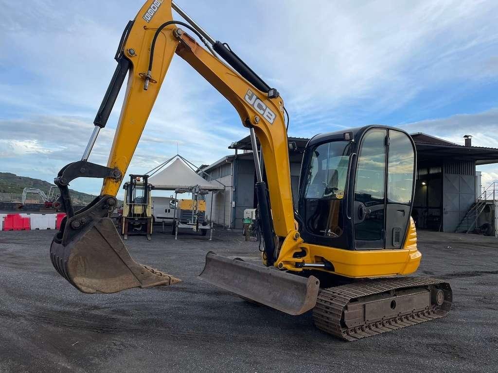 Мини-экскаватор JCB 8065