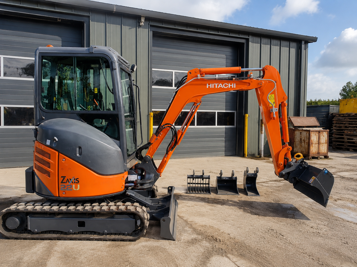 Мини-экскаватор Hitachi ZX22U-2