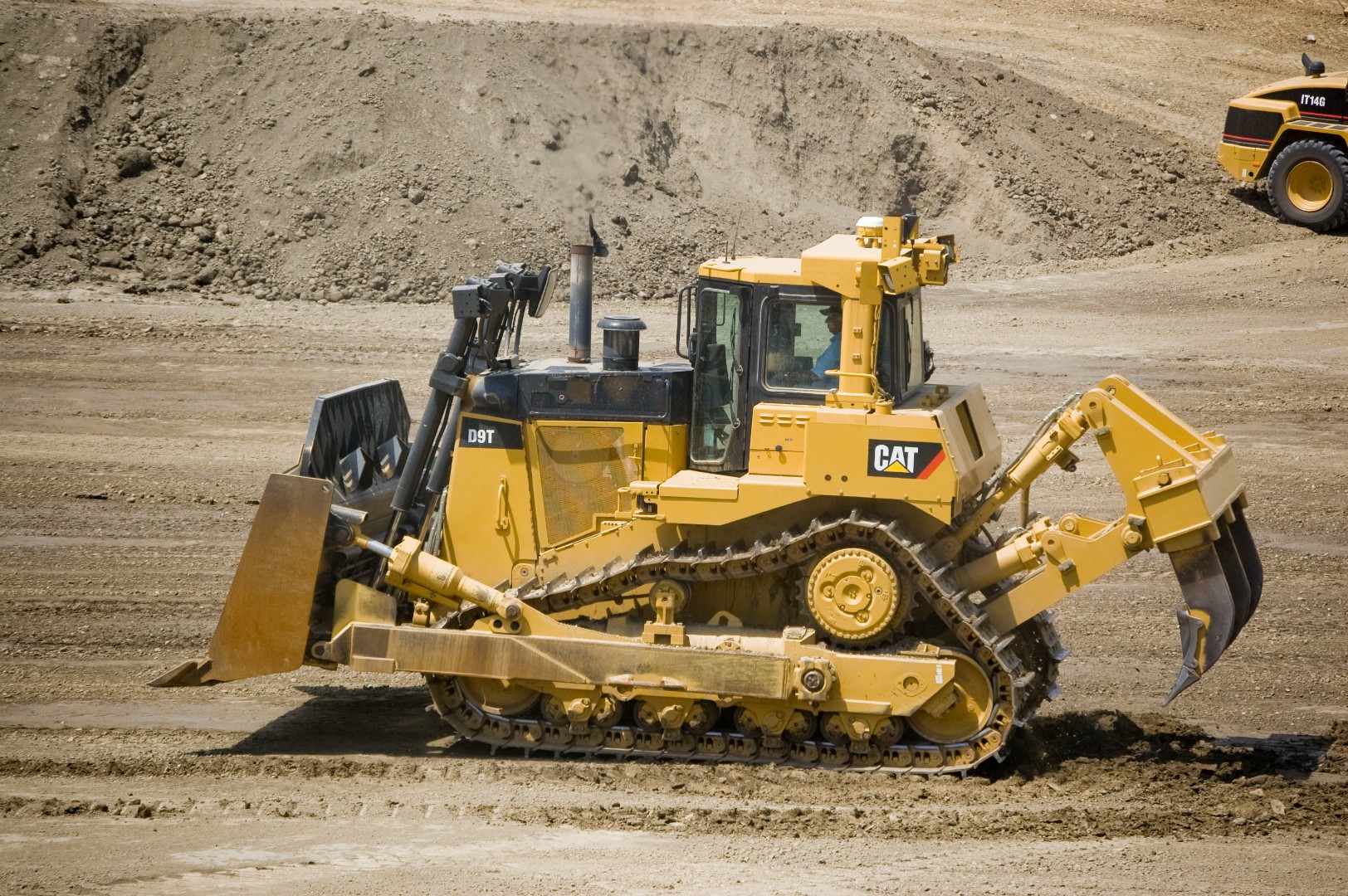 Бульдозер Caterpillar D9